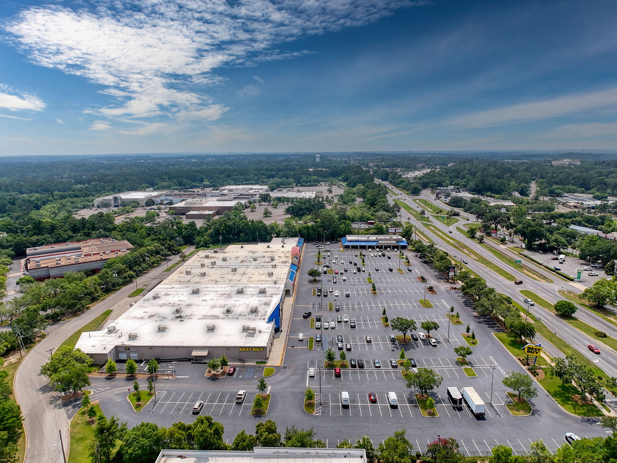 17 web or mls Gulf Wind Shopping Plaza Tallahassee 15